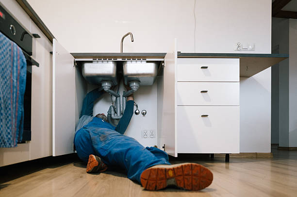 Professional Leak Detection technician working in Rising Sun, IN